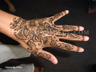Natural henna artistry by Holly Monster nee Pagnacco