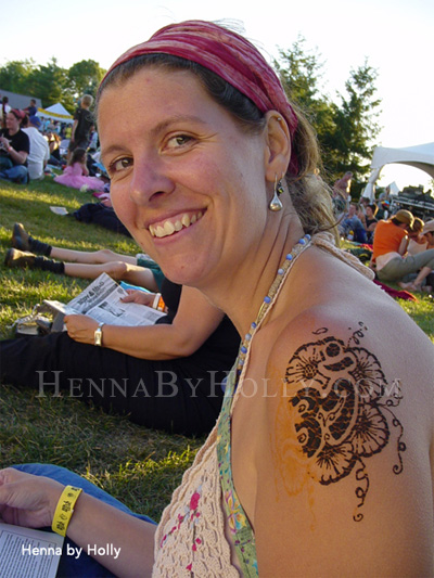 Natural henna artistry by Holly Monster nee Pagnacco