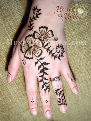 Natural henna artistry by Holly Monster nee Pagnacco