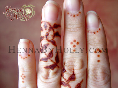 Natural henna artistry by Holly Monster nee Pagnacco