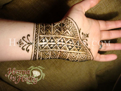 Natural henna artistry by Holly Monster nee Pagnacco