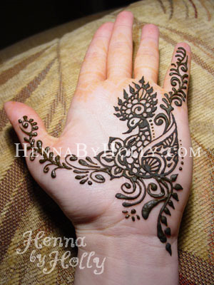 Natural henna artistry by Holly Monster nee Pagnacco
