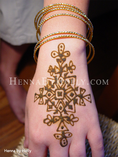 Natural henna artistry by Holly Monster nee Pagnacco