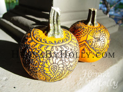 Natural henna artistry by Holly Monster nee Pagnacco